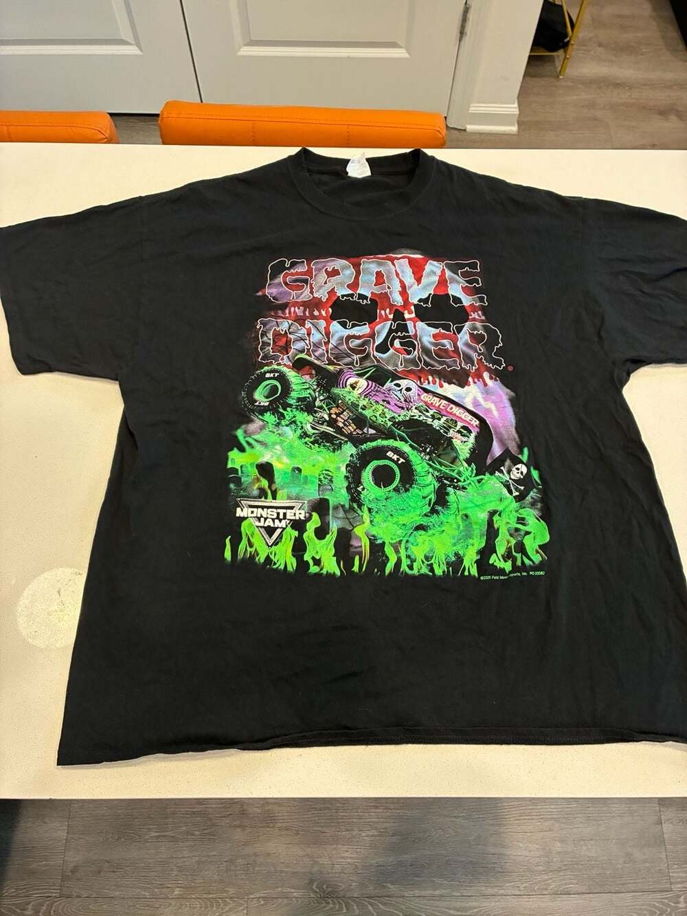 Monster Jam Grave Digger T-Shirt Mens Black